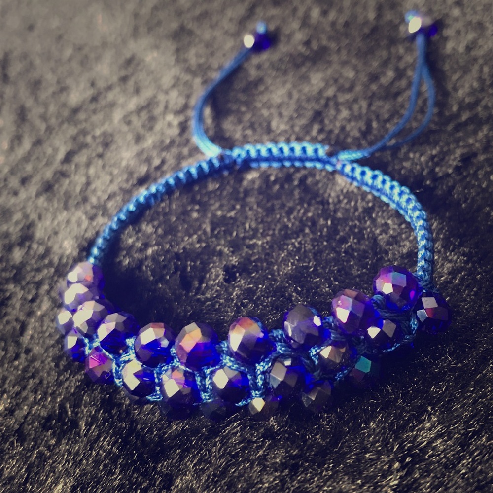 Crystal macrame bracelet